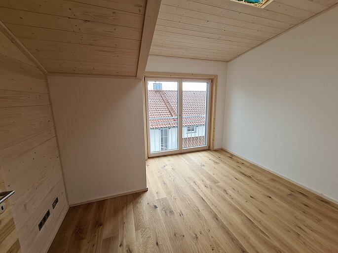 Innenausbau Holzparkett und Trockenbau